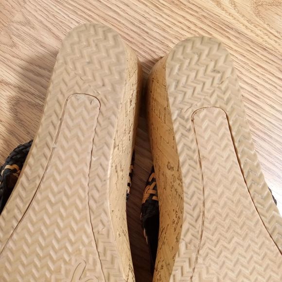 Skechers Luxe Foam Wedge Sandals Womens Sz 11 EU 41 Thong Slip On 38533 - Picture 15 of 16